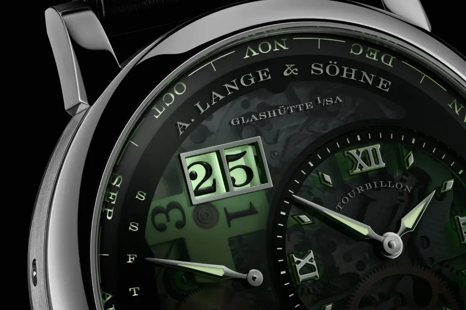 a-lange-et-sohne-illumine-le-salon-watches-and-wonders-2026-carousel-4.jpg