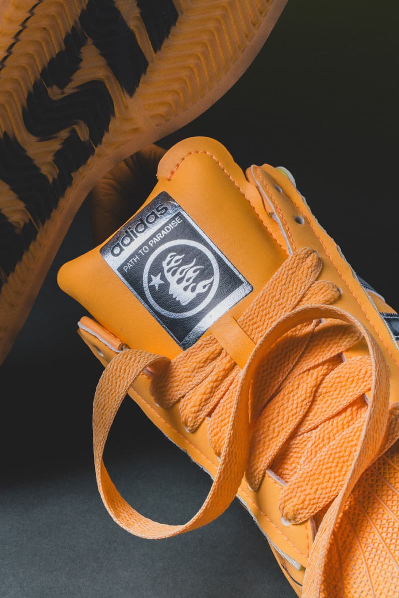 adidas-et-hellstar-revisitent-la-superstar-ii-en-orange-brumeux-carousel-2.jpg