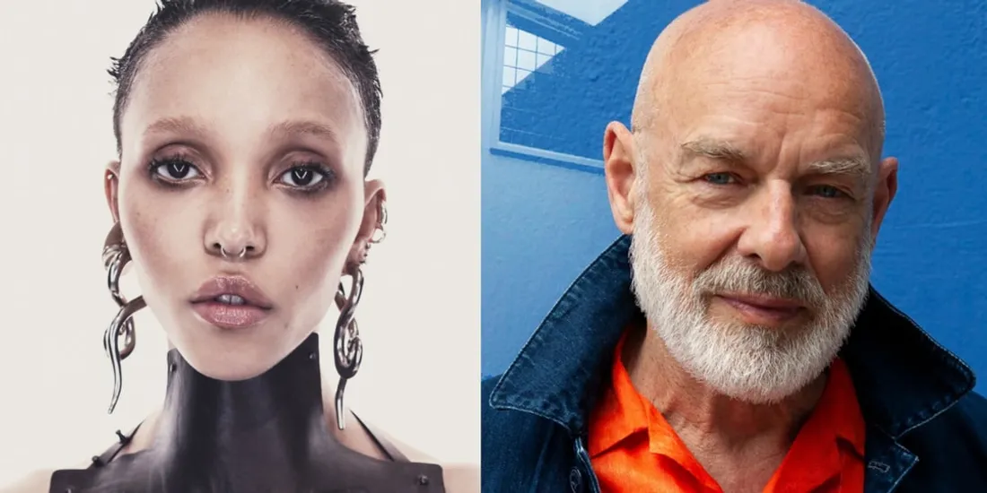 Deux personnes, femme style futuriste et homme âgé, fond bleu.