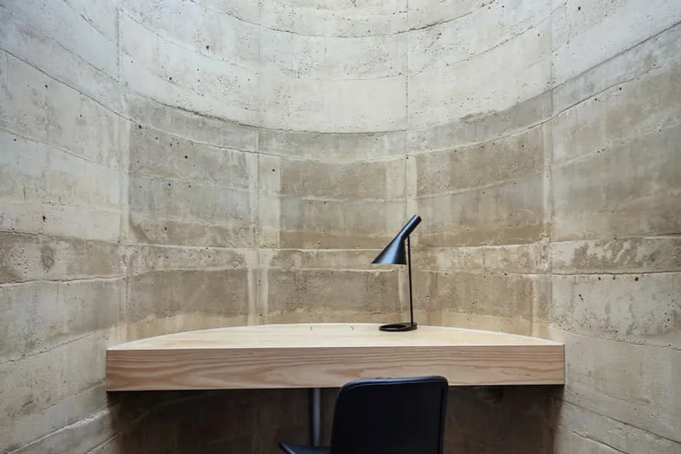 Bjarke Ingels apporte un futurisme audacieux au Japon avec NOT A HOTEL Setouchi