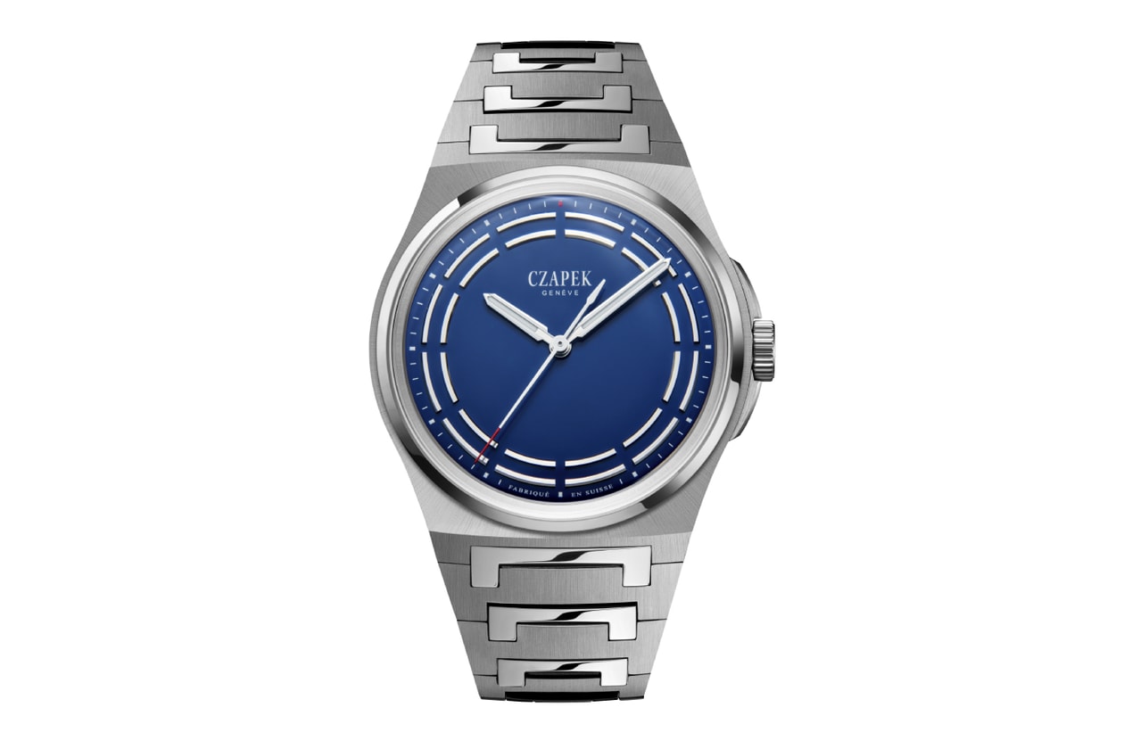 Montre en acier inoxydable avec cadran bleu et inscription Czapek Genève.
