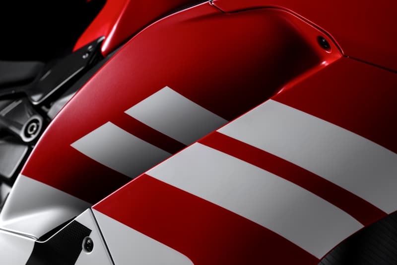 Ducati Superleggera V4 Centenario Édition Limitée Freins en céramique de carbone 100 ans anniversaire