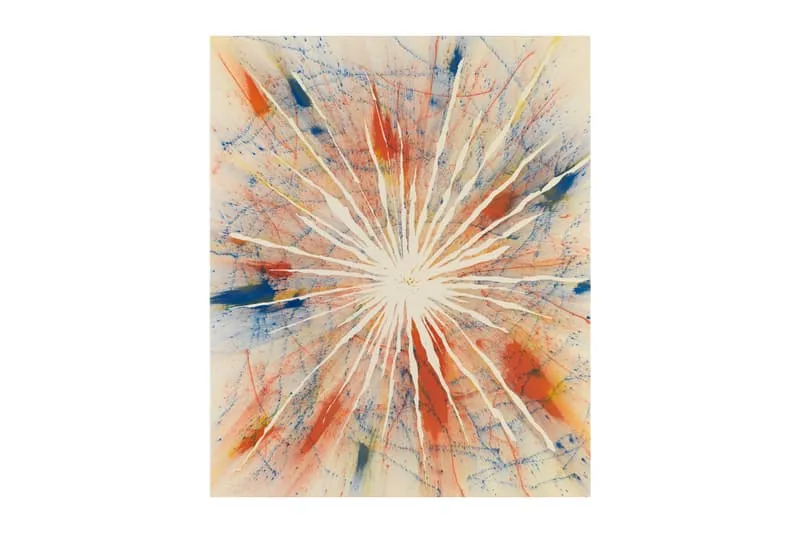 Explosion de couleurs rouges, bleues et oranges sur fond beige.