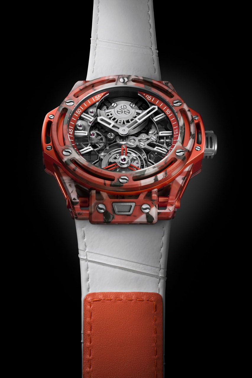 hublot-celebre-la-legende-de-djokovic-avec-une-trilogie-big-bang-tourbillon-carousel-8.jpg