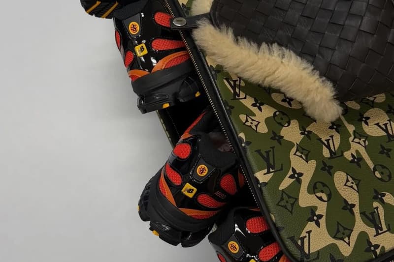 Chaussures et sac de luxe avec designs colorés et camouflage.