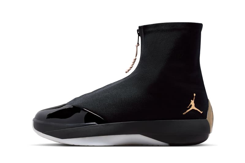 jordan-devoile-les-air-jordan-4028-noirdore-metallique-carousel-1.jpg