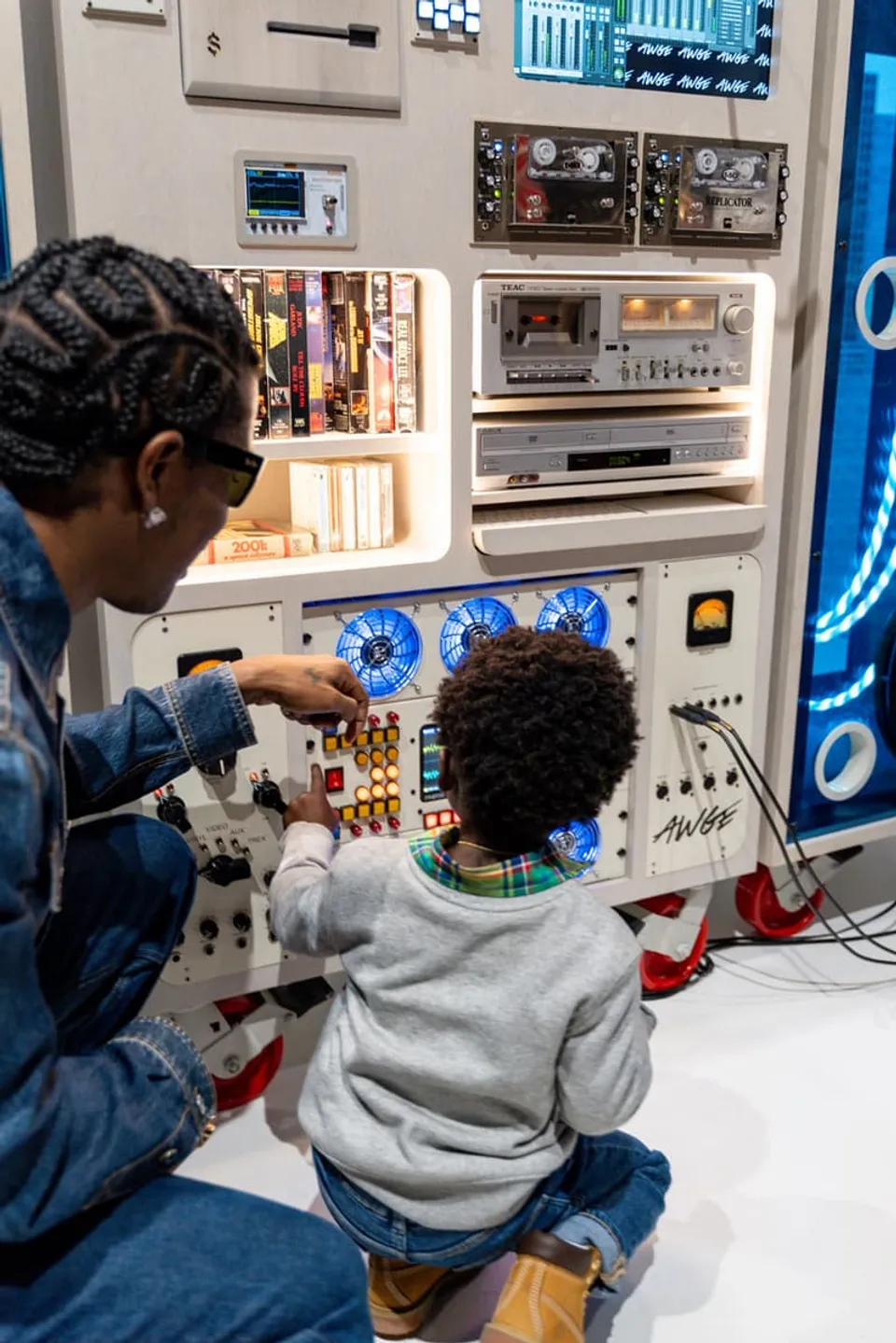 A$AP Rocky sort des tapis de ville HOMMEMADE, des armoires à haut-parleur et plus encore