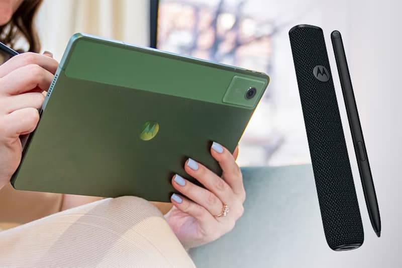 Une personne utilisant une tablette et un stylet Motorola.