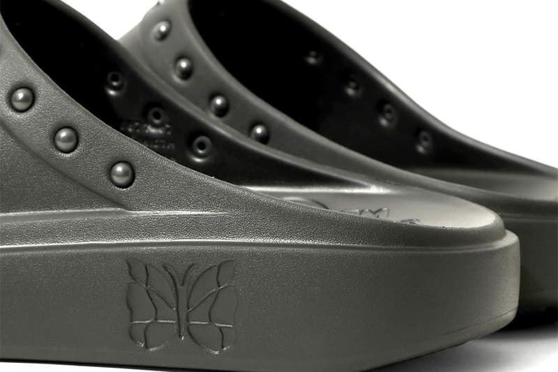 Informations sur la sortie de la collaboration NEEDLES x PPACO Lux-2 Sliders Needles Edition Studs