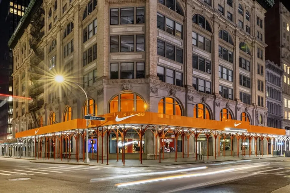 nike-et-jordan-un-pop-up-store-a-decouvrir-a-paris-carousel-1.jpg
