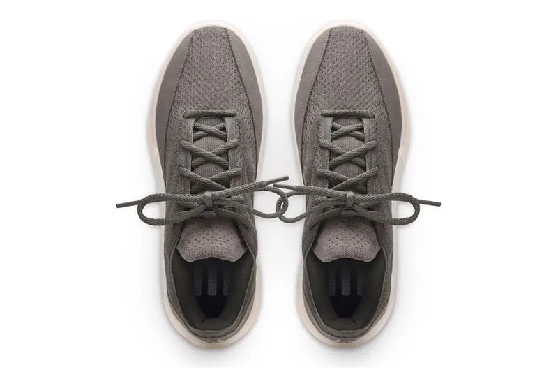 adidas-fear-of-god-la-couleur-cinder-debarque/carousel-3.jpg