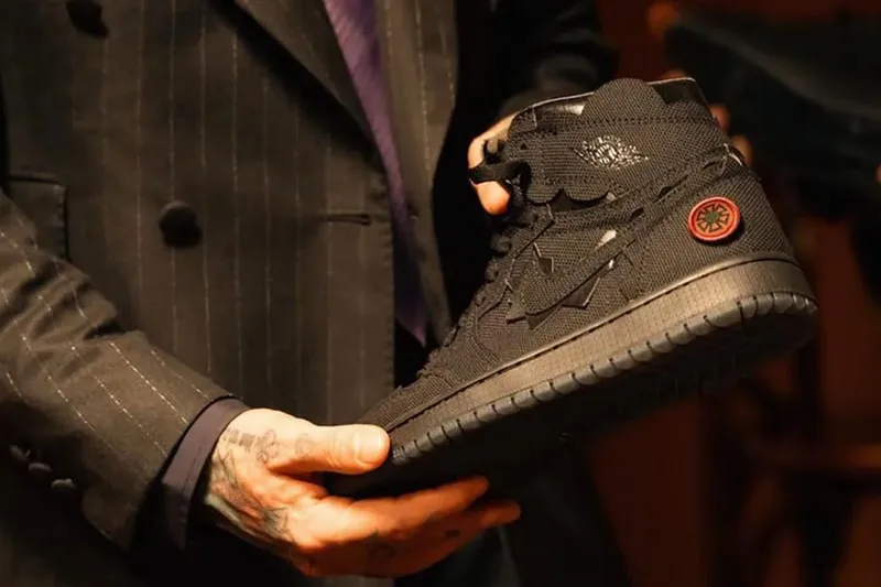 air-jordan-1-de-j-balvin-decouverte-du-modele-exclusif/carousel-3.jpg