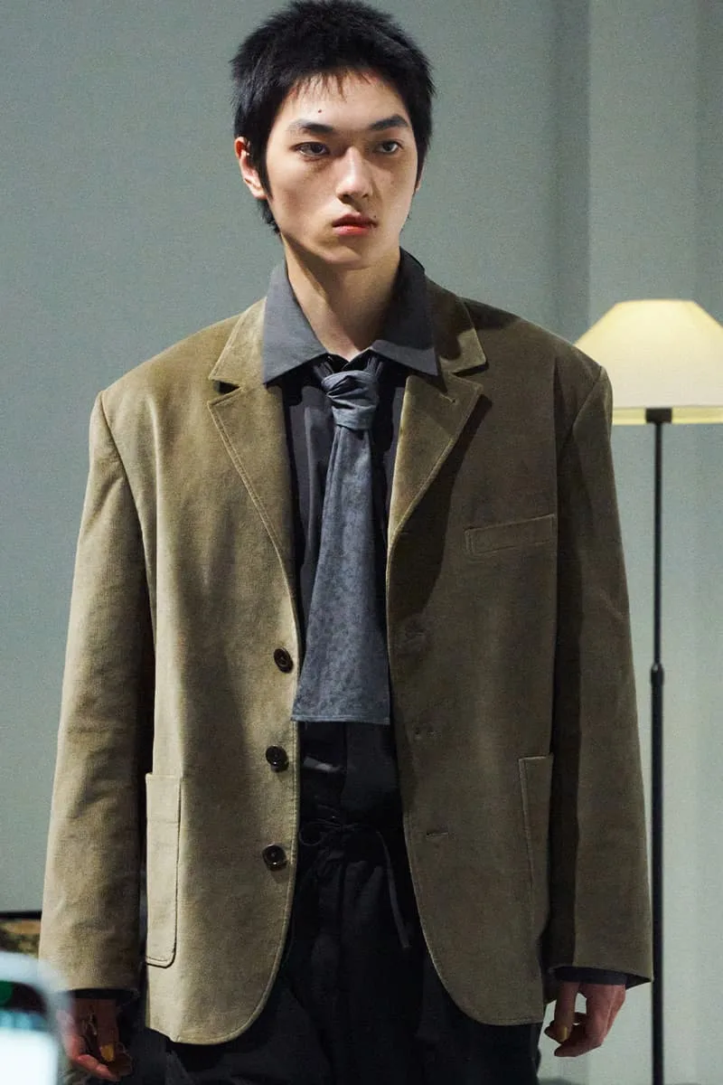 Défilé AMOMENTO automne/hiver 2026 à la Shanghai Fashion Week, marque de mode minimaliste de Séoul, Corée