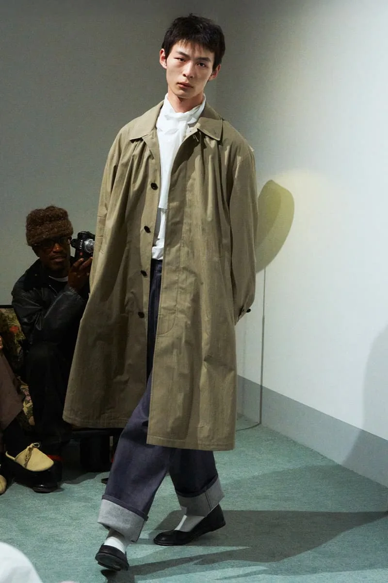Défilé AMOMENTO automne/hiver 2026 à la Shanghai Fashion Week, marque de mode minimaliste de Séoul, Corée