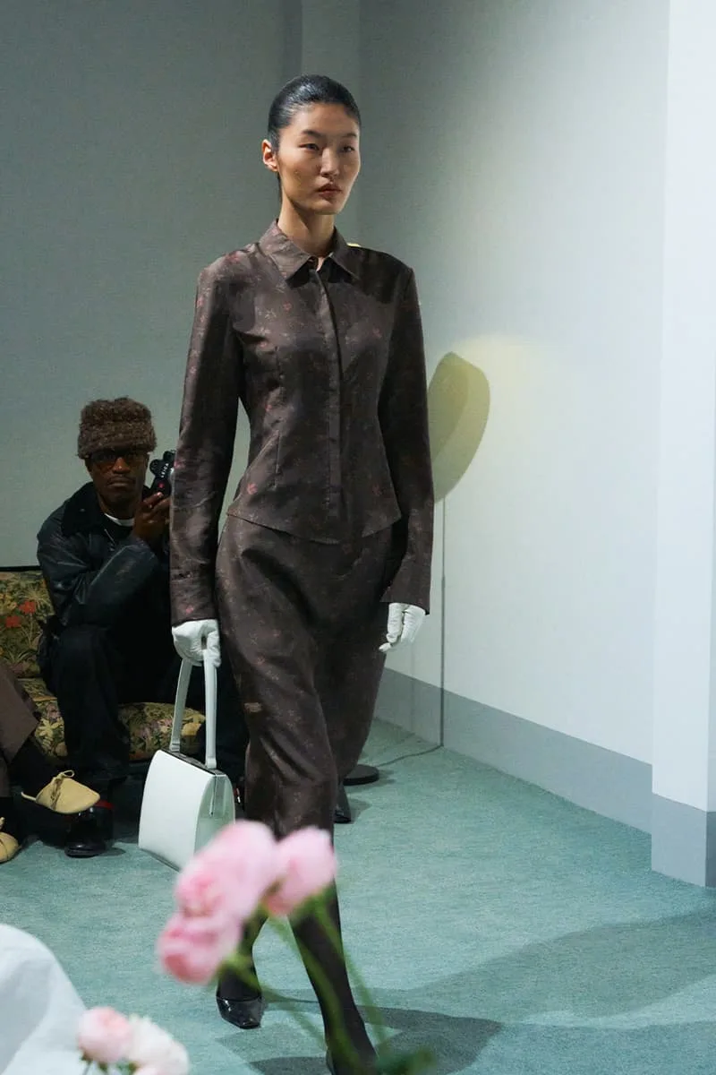 Défilé AMOMENTO automne/hiver 2026 à la Shanghai Fashion Week, marque de mode minimaliste de Séoul, Corée