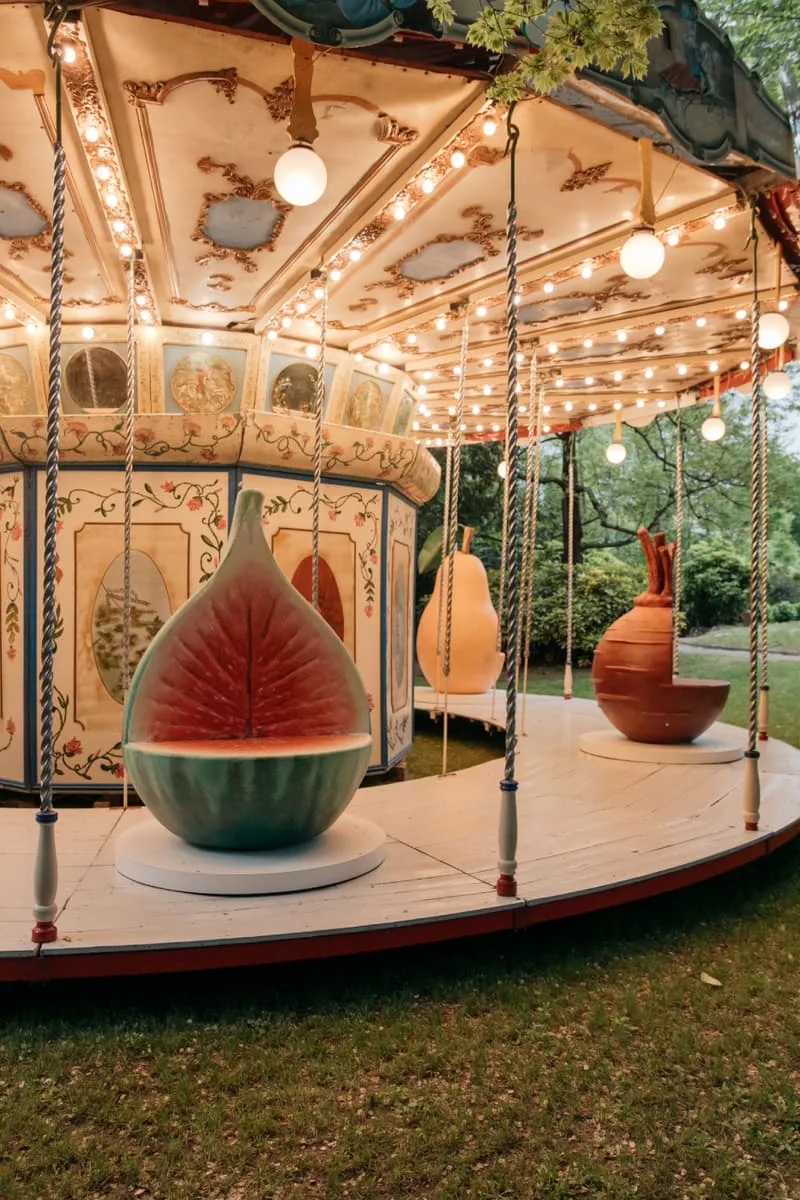 arket-un-carrousel-reinvente-a-milan/carousel-4.jpg