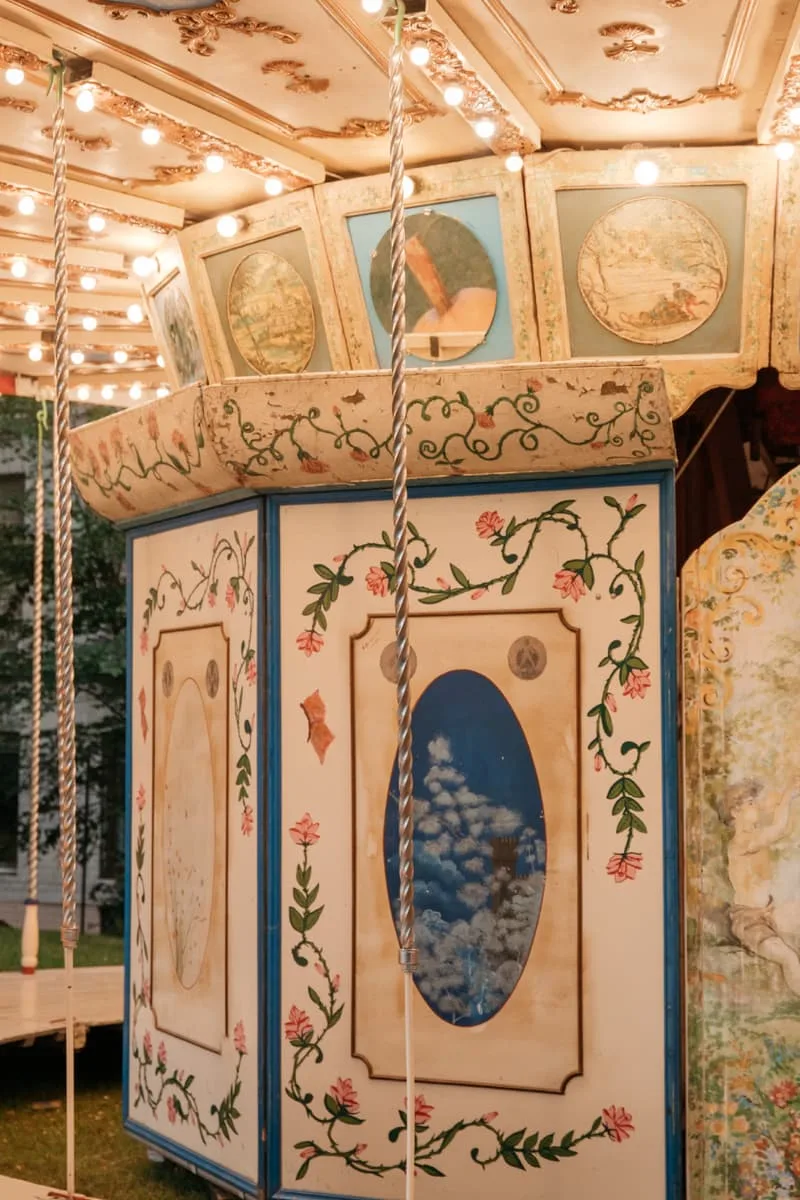 arket-un-carrousel-reinvente-a-milan/carousel-9.jpg