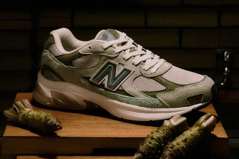 atmos-et-new-balance-reinventent-le-wasabi-en-sneakers/carousel-1.jpg