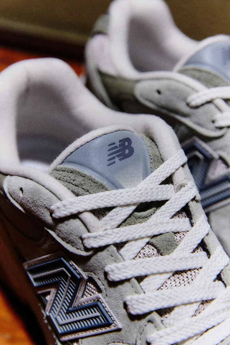 atmos-et-new-balance-reinventent-le-wasabi-en-sneakers/carousel-4.jpg