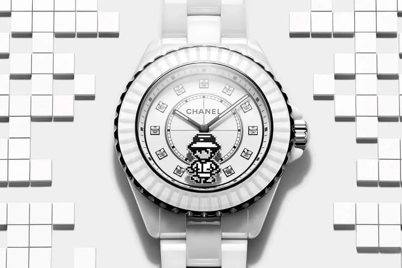 chanel-bouscule-le-luxe-avec-sa-capsule-coco-game/carousel-13.jpg