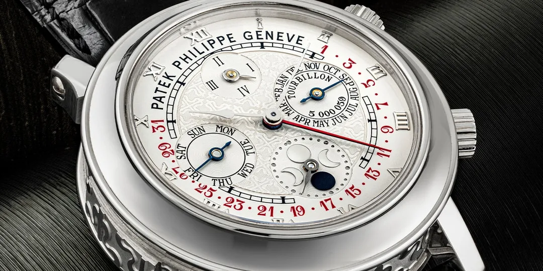 Montre Patek Philippe complexe avec plusieurs cadrans et détails horlogers.