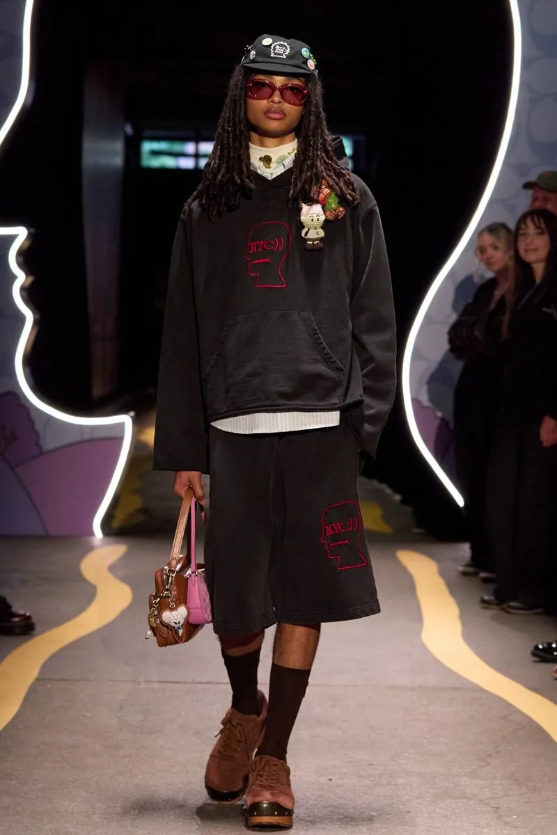 coach-x-brain-dead-capsule-audacieuse-et-ludique/carousel-7.jpg