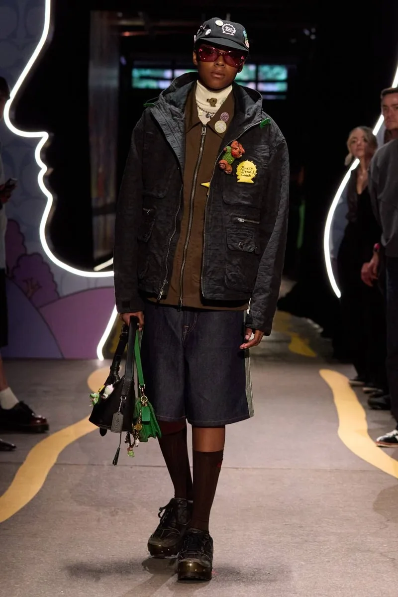 coach-x-brain-dead-capsule-audacieuse-et-ludique/carousel-9.jpg