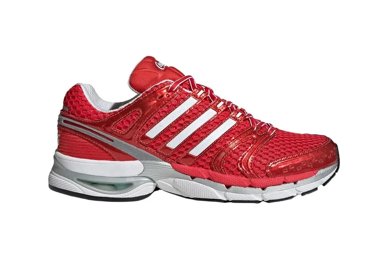 coca-cola-x-adidas-la-sneaker-retro-futuriste/carousel-1.jpg