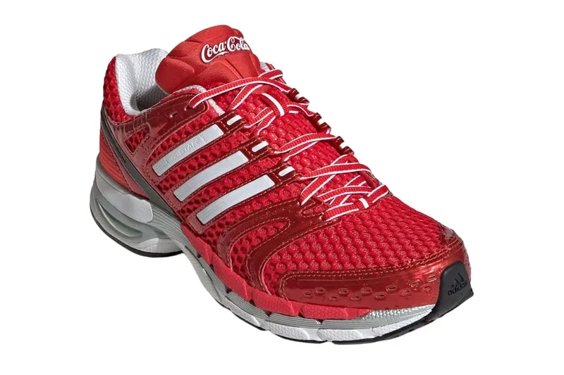 coca-cola-x-adidas-la-sneaker-retro-futuriste/carousel-3.jpg