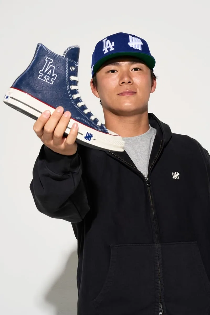 converse-undefeated-et-les-dodgers-sunissent-pour-une-chuck-70-exclusive/carousel-1.jpg