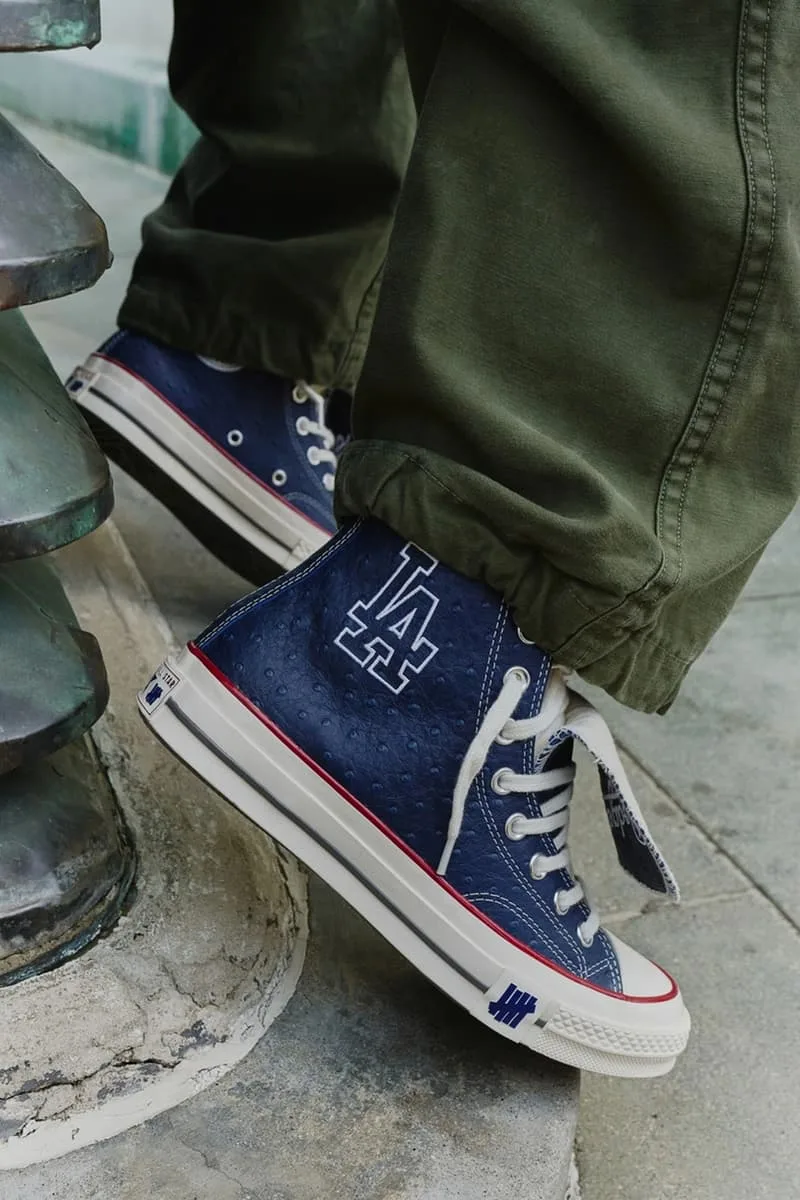 converse-undefeated-et-les-dodgers-sunissent-pour-une-chuck-70-exclusive/carousel-10.jpg