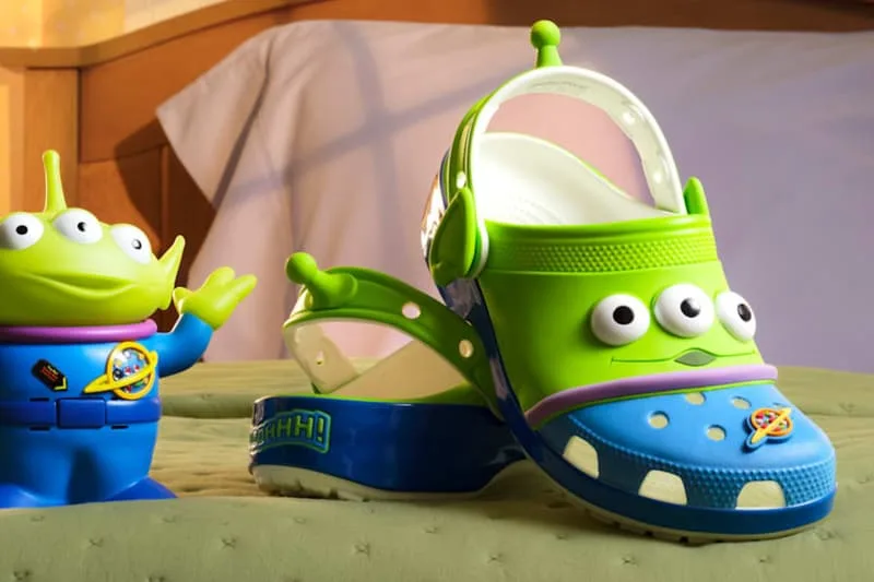crocs-revisite-toy-story-avec-disney-et-pixar/carousel-6.jpg