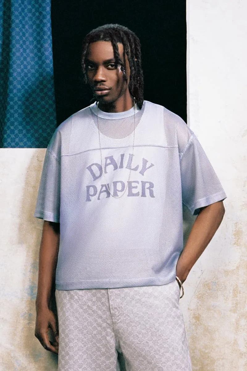 daily-paper-termine-sa-collection-ss26-off-road-avec-des-silhouettes-utilitaires/carousel-5.jpg