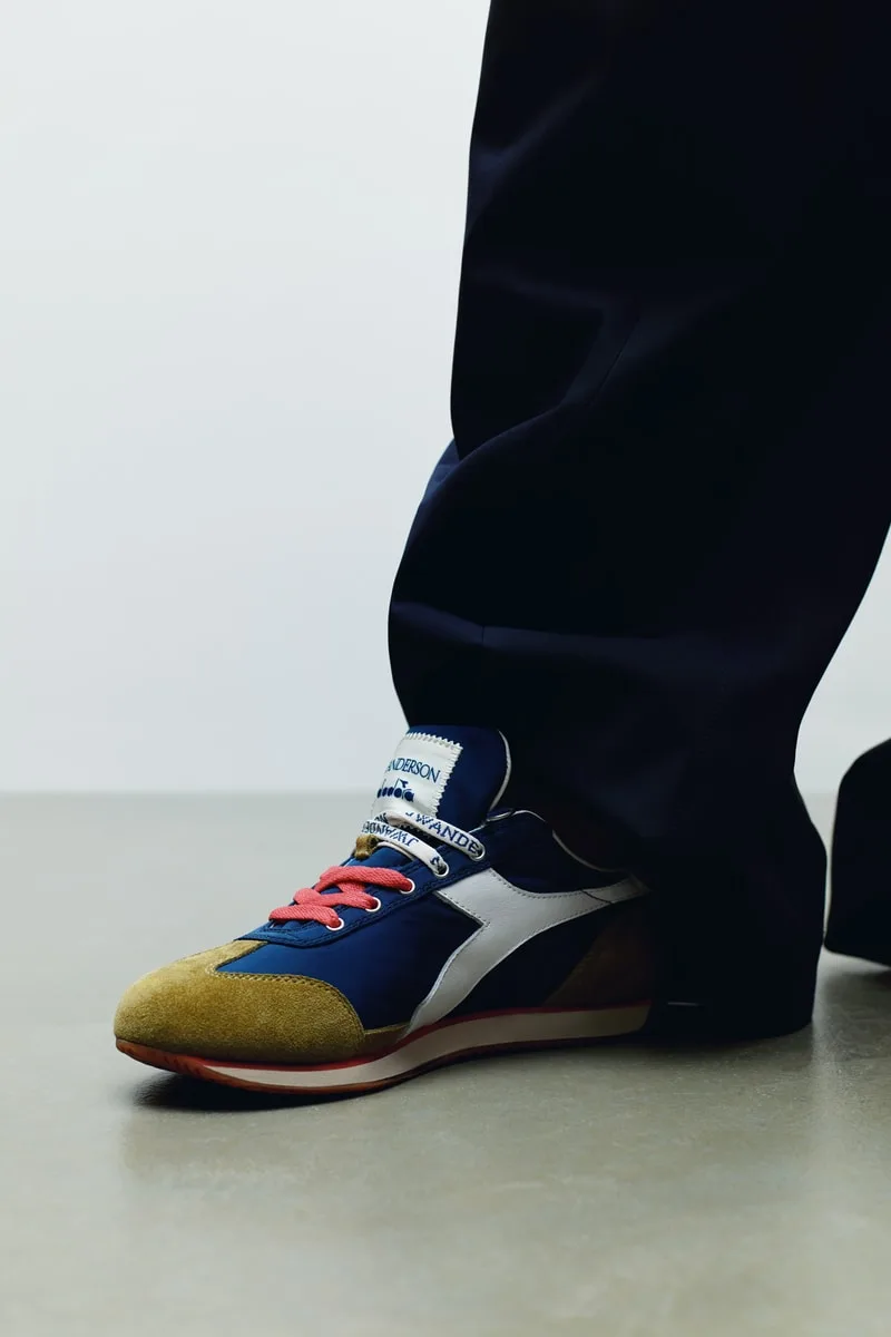 diadora-et-jw-anderson-une-collaboration-retro-futuriste/carousel-4.jpg