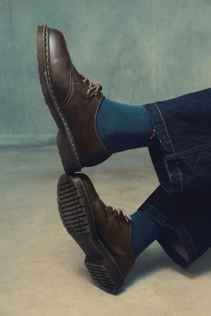 dr-martens-nouveaux-coloris-pour-la-1461-anglaise/carousel-3.jpg