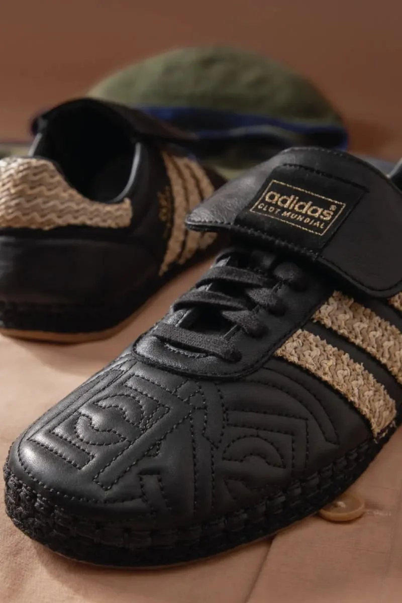 edison-chen-devoile-la-collection-clot-x-adidas-originals-mundial/carousel-10.jpg
