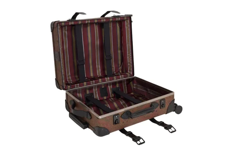 etro-x-globe-trotter-le-chic-voyage-moderne/carousel-4.jpg