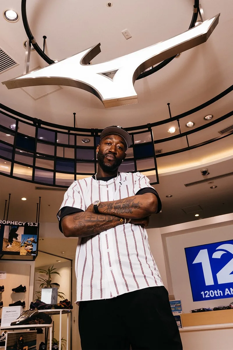 freddie-gibbs-x-mizuno-une-alliance-culturelle-pionniere/carousel-1.jpg