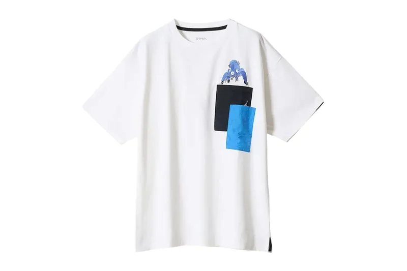 T-shirt blanc avec poche et motif bleu