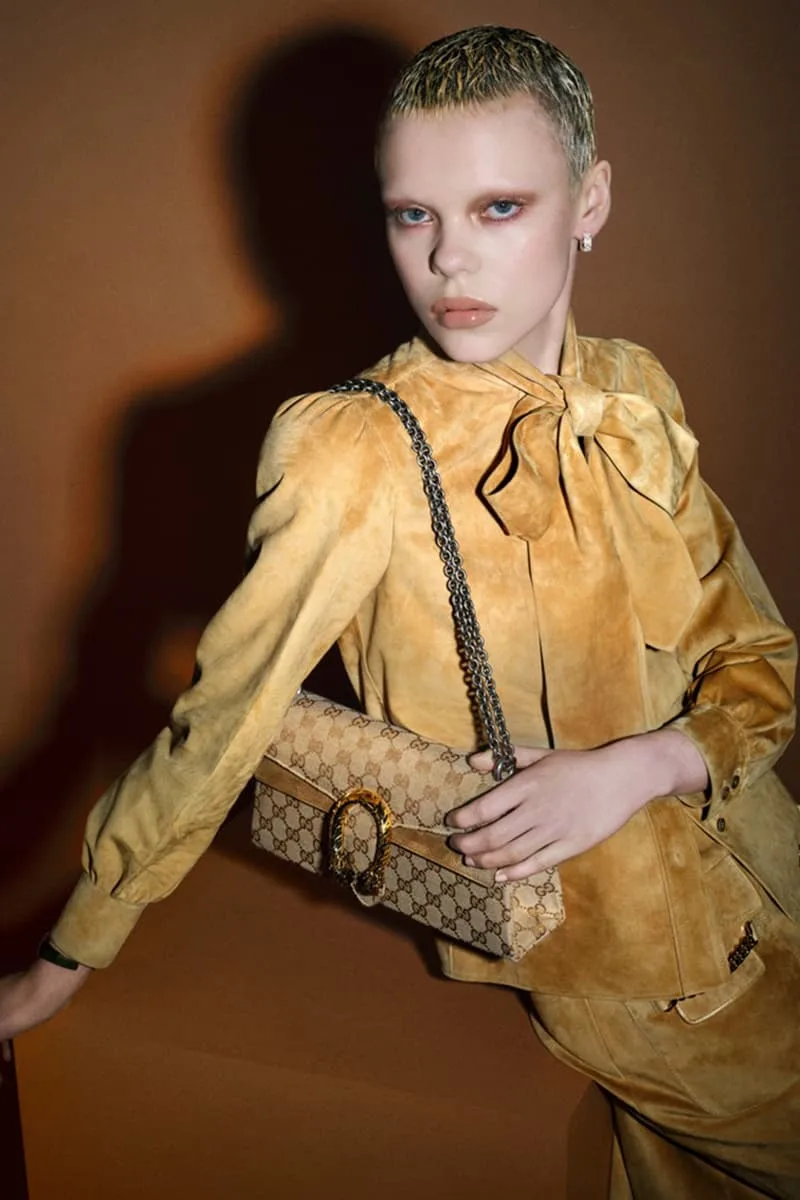 gucci-se-renouvelle-avec-demna-et-de-nouvelles-icones/carousel-8.jpg