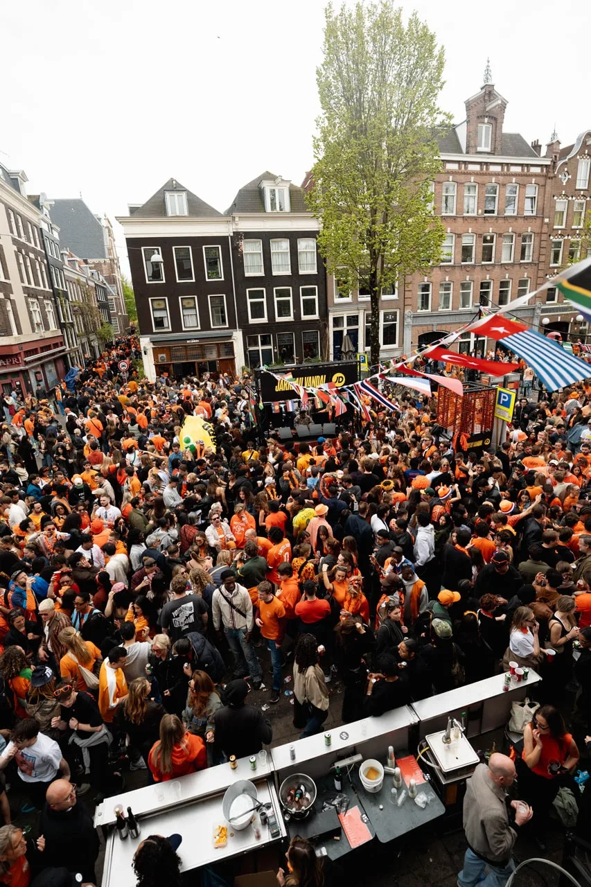 jd-et-jarreau-vandal-kings-day-en-musique-a-amsterdam/carousel-8.jpg