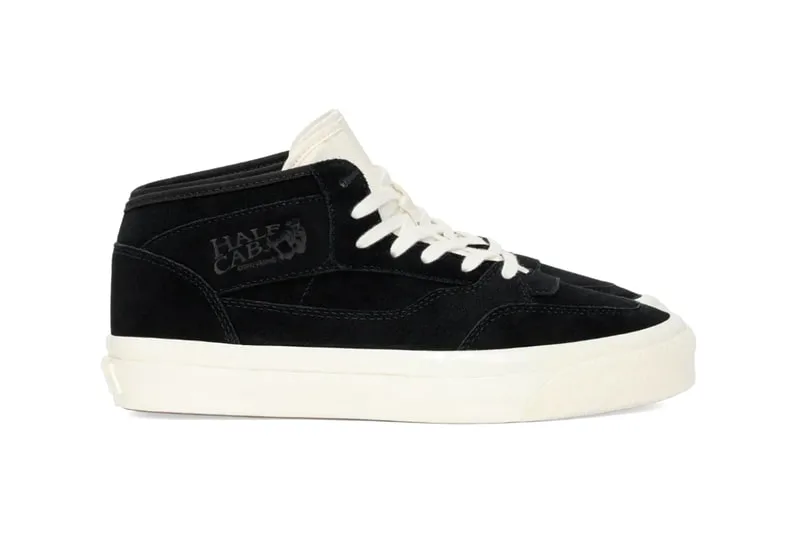jjjjound-x-vans-half-cab-la-reedition-2026-devoilee/carousel-2.jpg