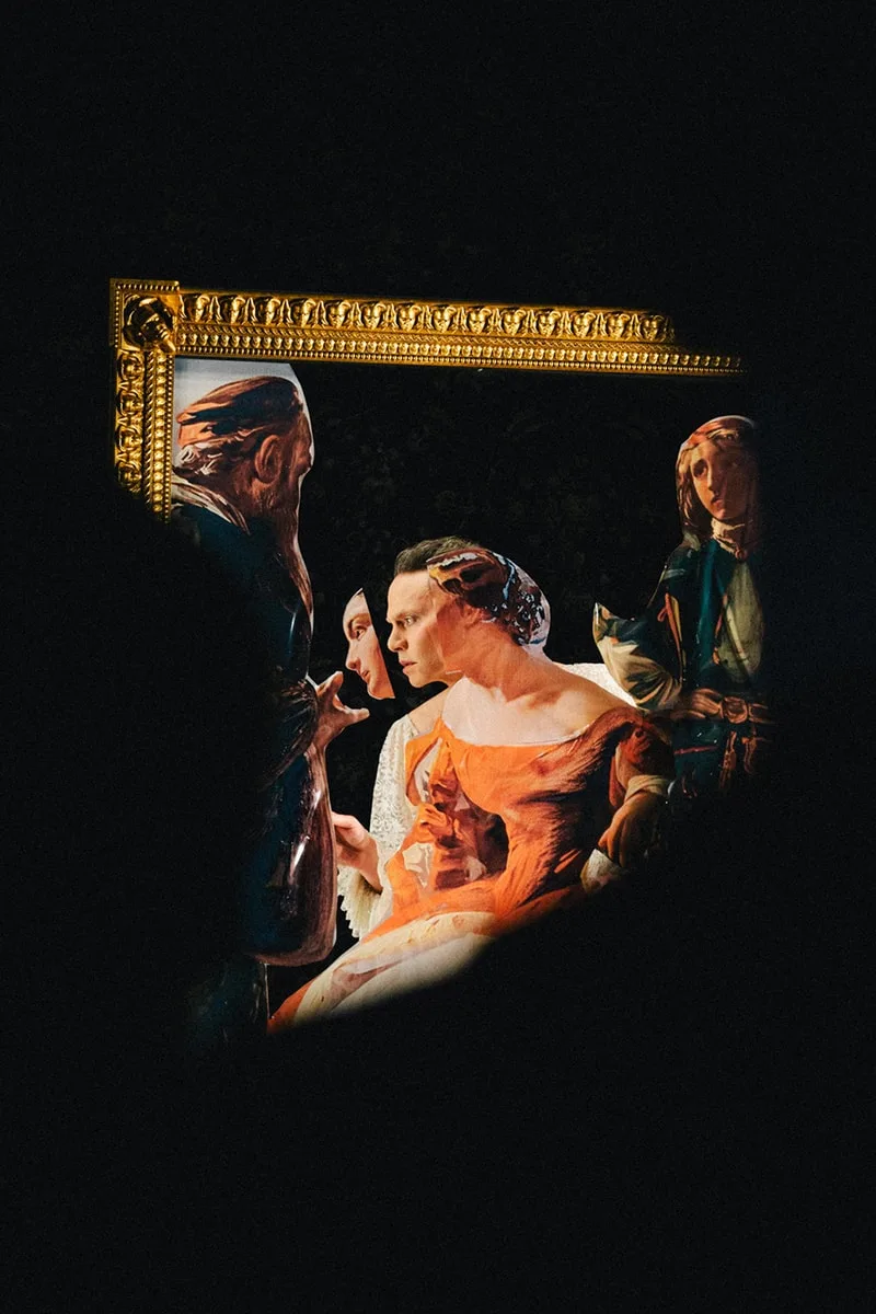 jordan-roth-collages-vivants-au-coeur-de-la-biennale/carousel-2.jpg
