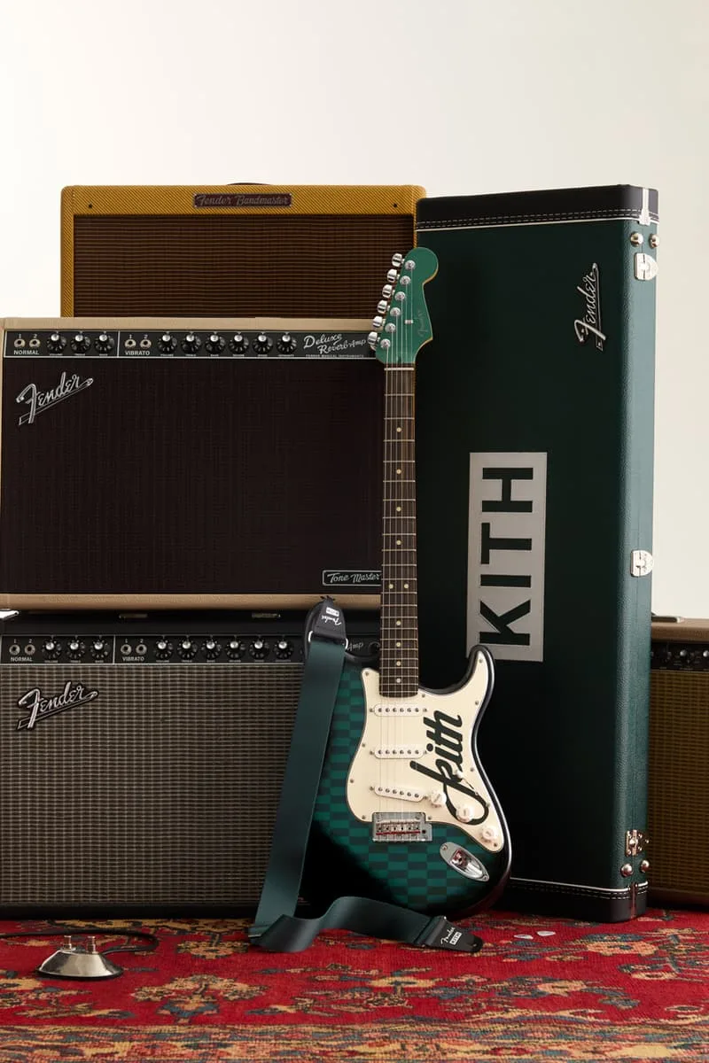 kith-et-fender-une-stratocaster-en-edition-limitee/carousel-4.jpg