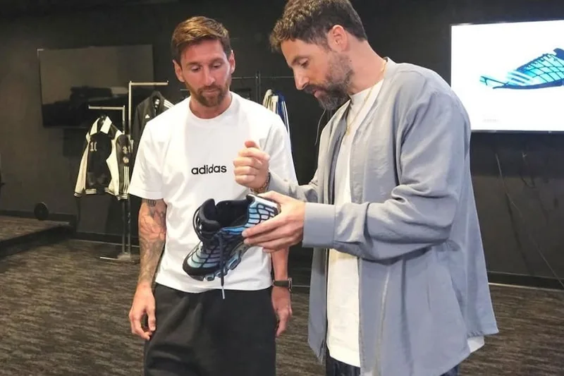 kith-x-messi-un-hommage-sportif-denvergure/carousel-7.jpg