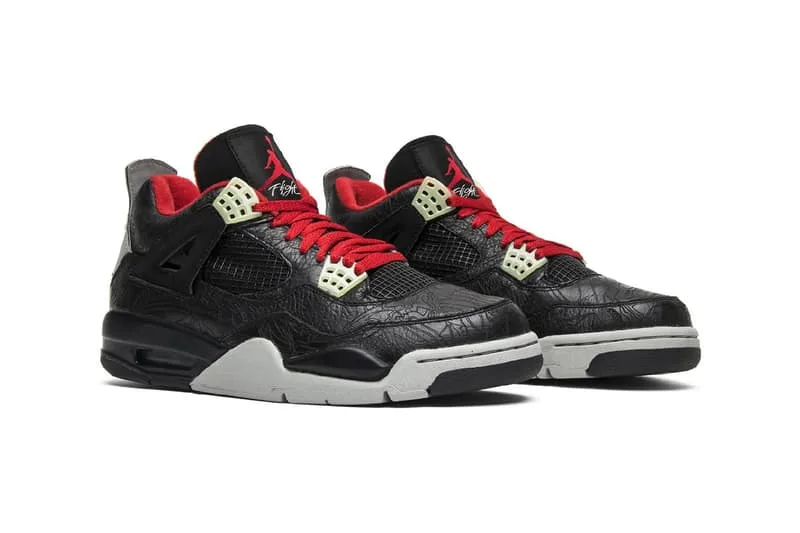 la-air-jordan-4-black-laser-de-retour-en-2027/carousel-3.jpg