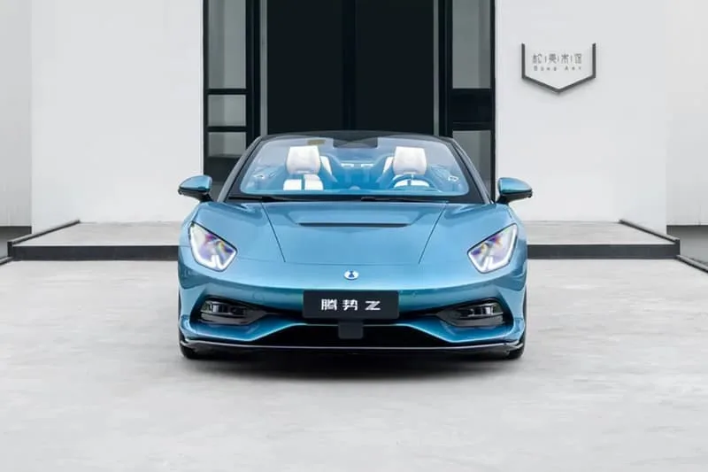 la-denza-z-cabriolet-de-byd-un-vent-de-nouveaute-sur-leurope/carousel-4.jpg