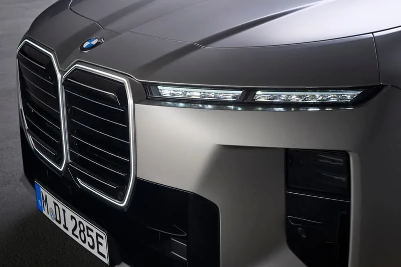 la-nouvelle-bmw-serie-7-un-bond-vers-le-luxe-futuriste/carousel-9.jpg