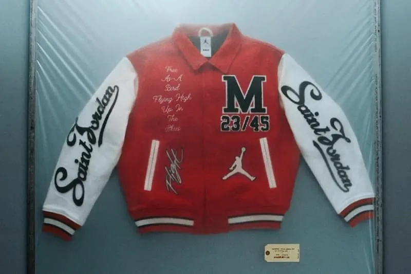 la-veste-varsity-de-luxe-csaint-mxxxxxx-x-jordan-devoile-leur-collab-tendance/carousel-1.jpg