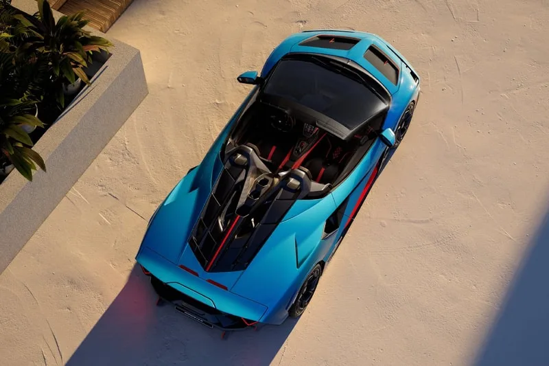 lamborghini-fenomeno-roadster-puissance-et-rarete-incarnees/carousel-4.jpg